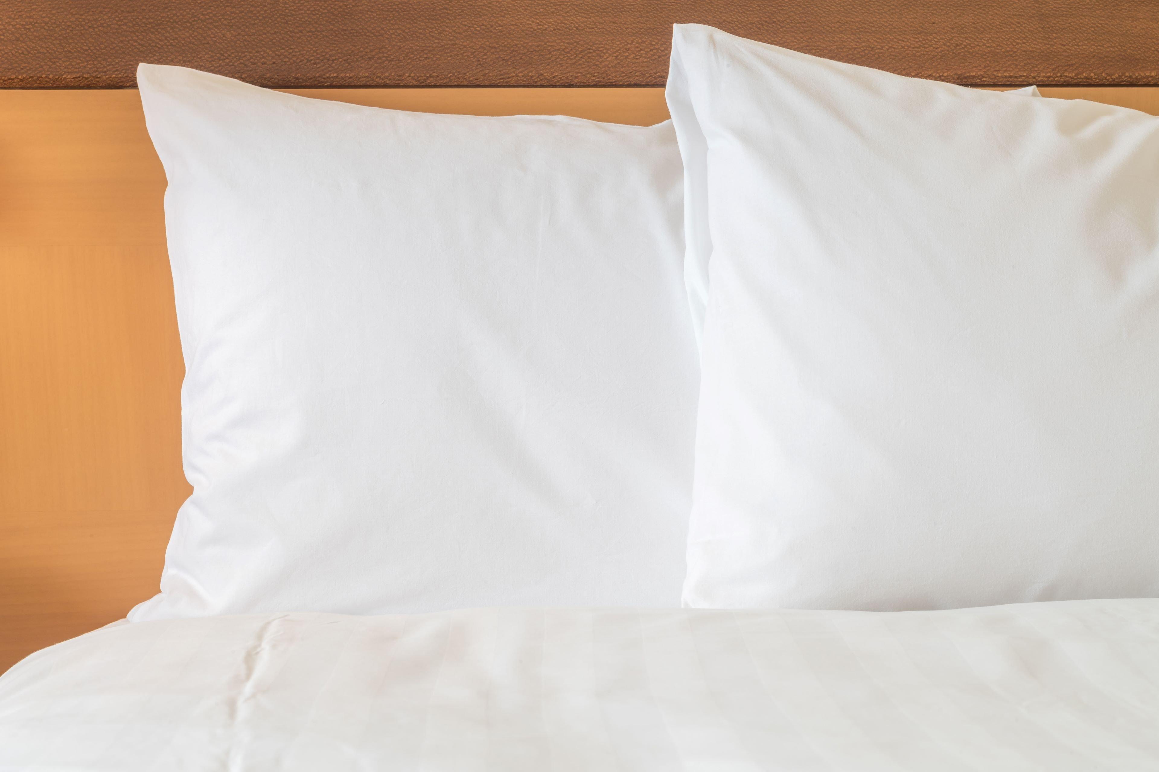 Express & Wilmington-newark By Ihg