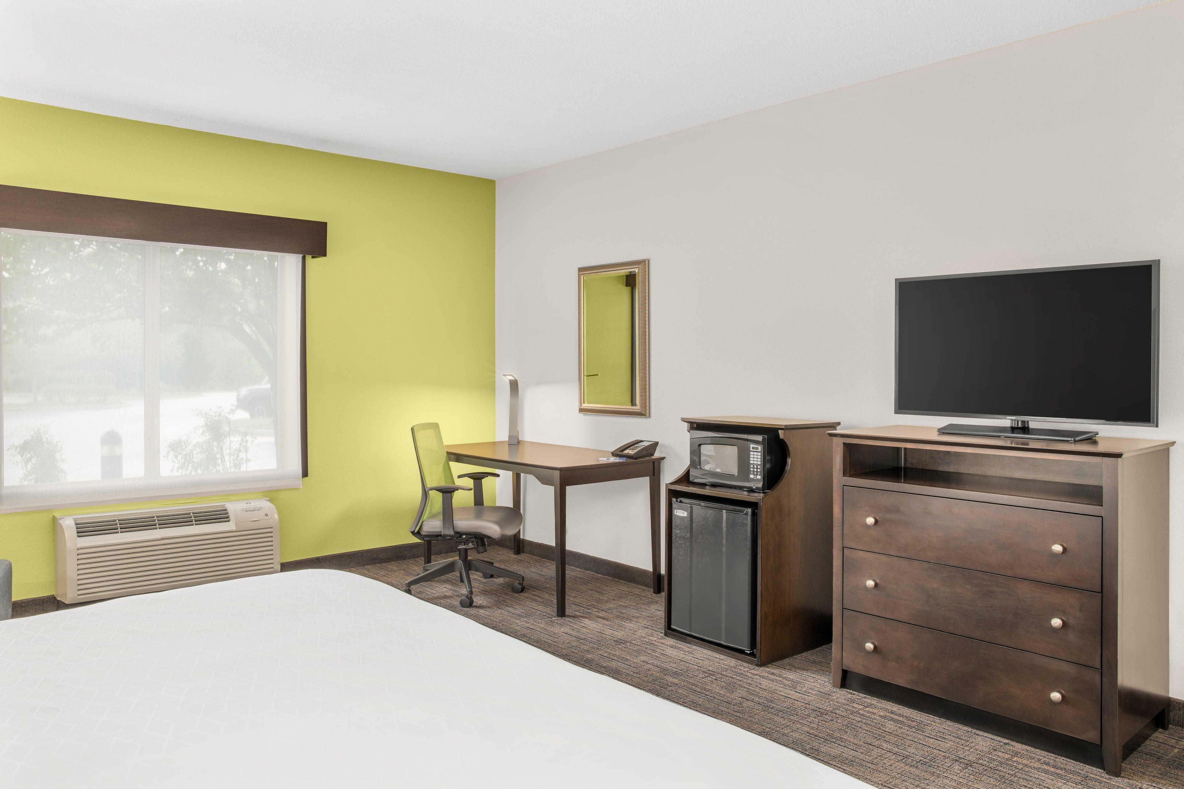 Express & Wilmington-newark By Ihg Hotel