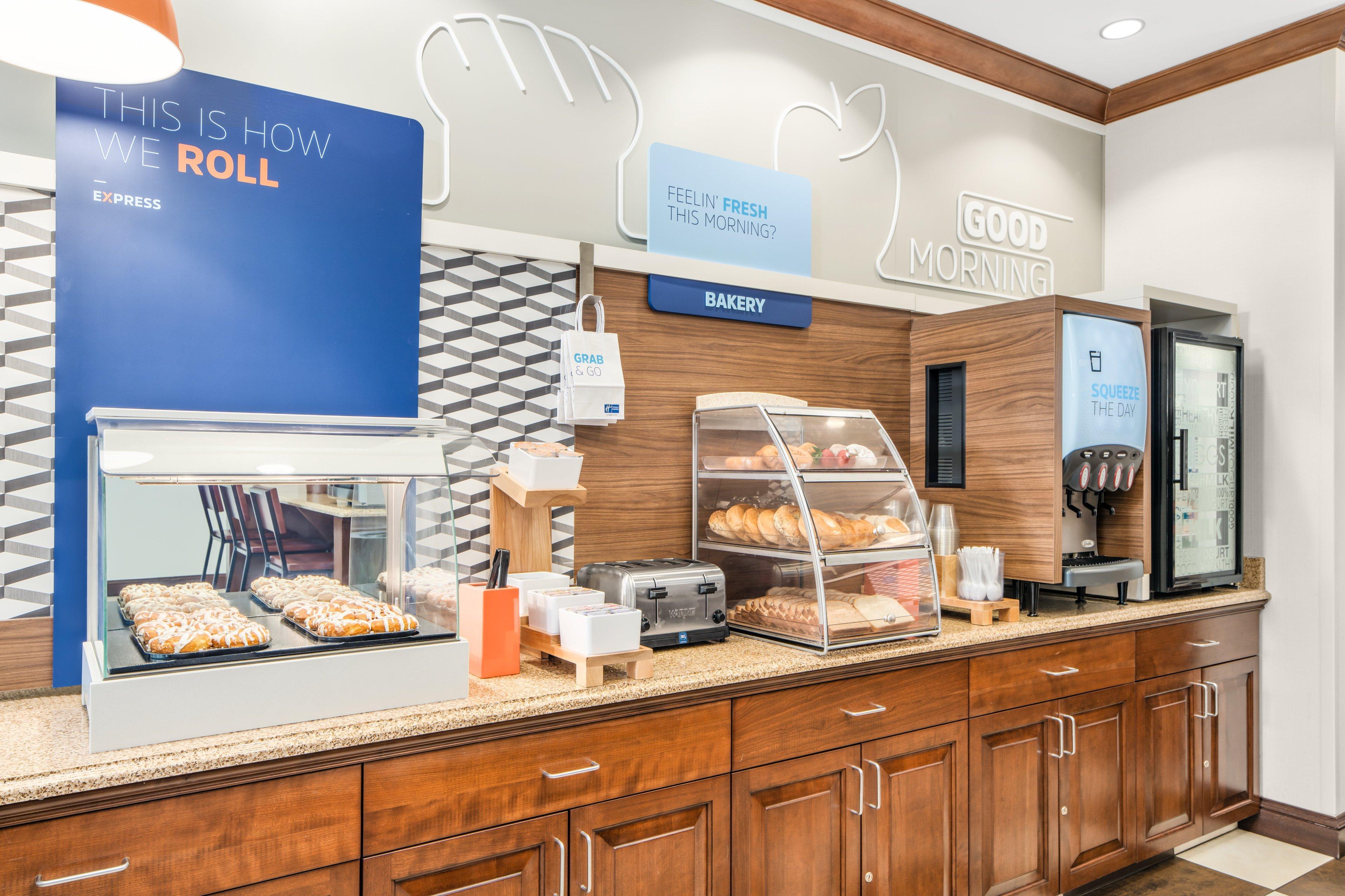 Express & Wilmington-newark By Ihg Hotel