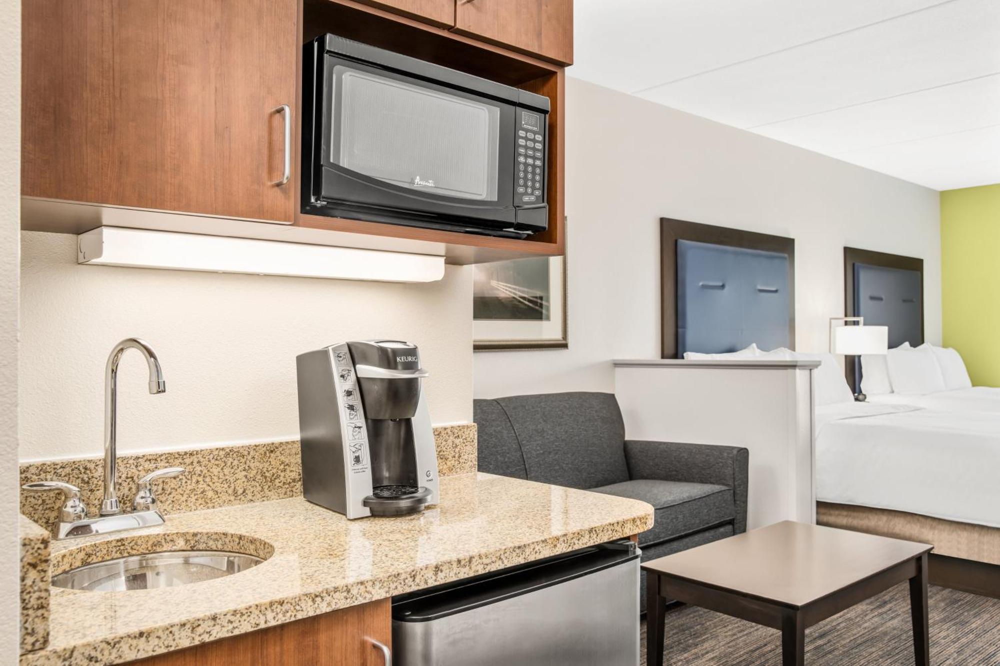 Hotel Express & Wilmington-newark By Ihg 3*