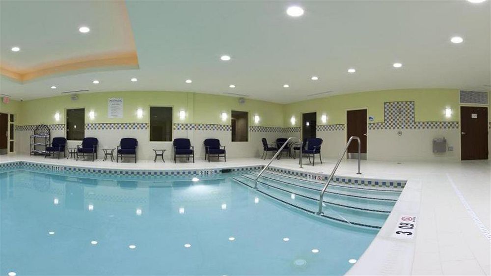 Express & Wilmington-newark By Ihg Newark