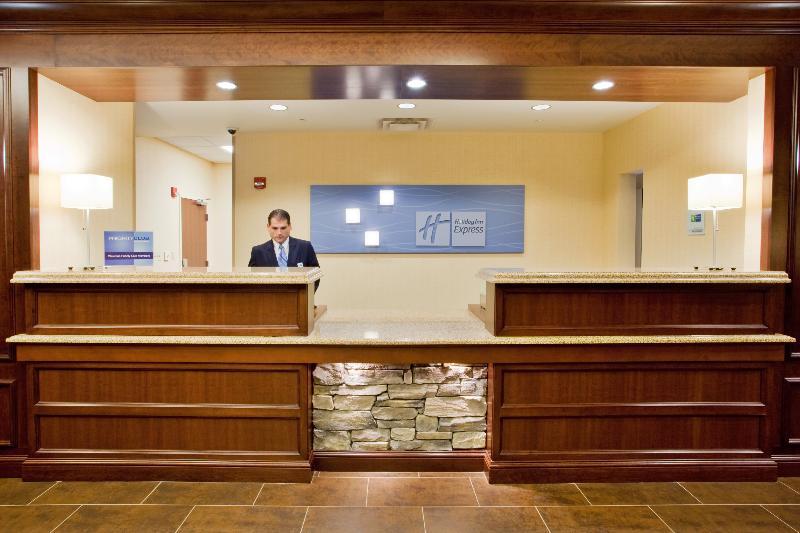 Express & Wilmington-newark By Ihg Hotel 3*