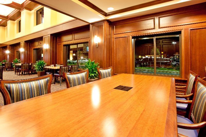Hotel Express & Wilmington-newark By Ihg